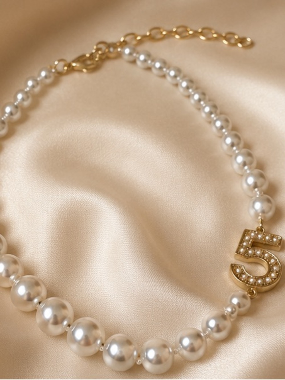 Luxe White Pearl Choker Necklace with Gold '5' Charm